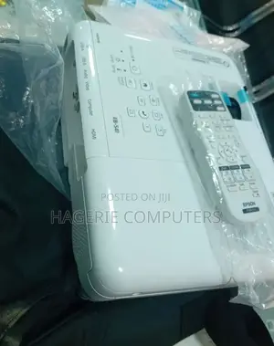 Brand New EPSON Eb-S41 Projector