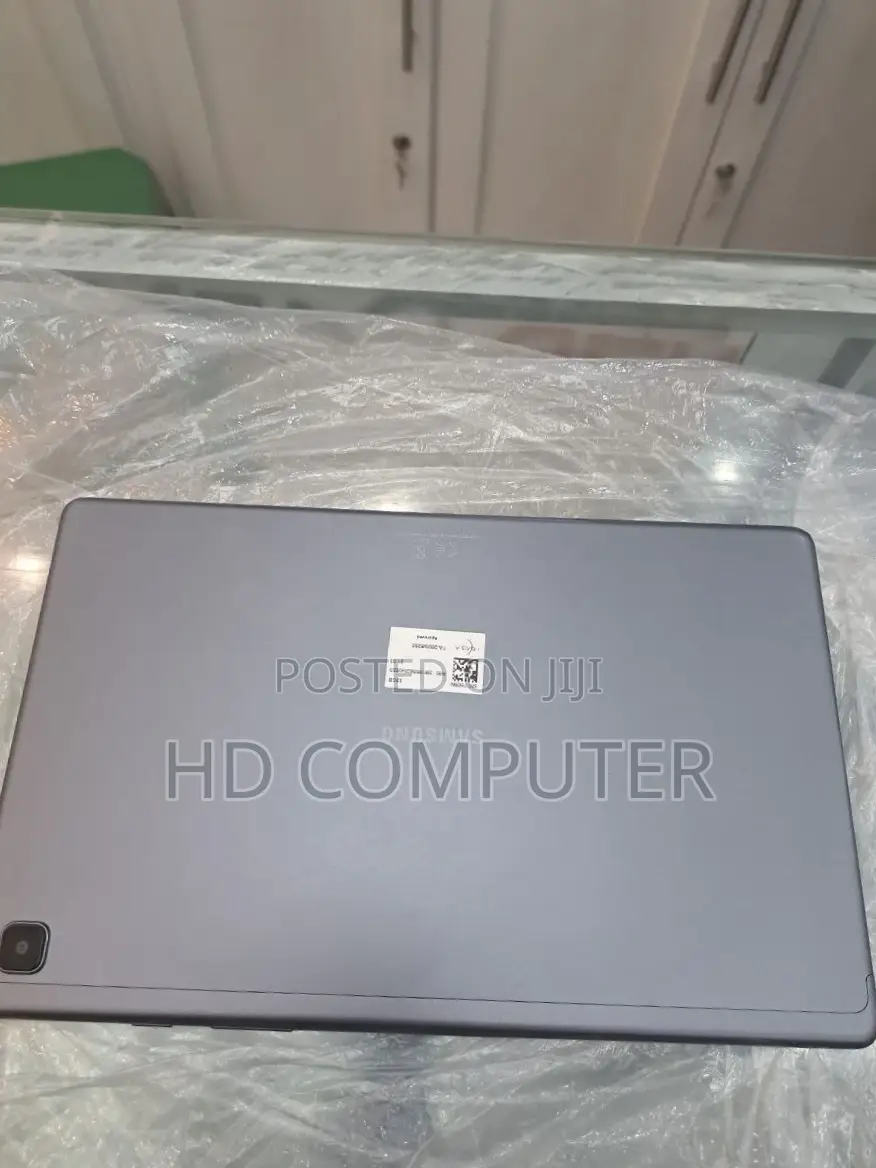 New Laptop 3GB Intel Core I3 SSD 32GB
