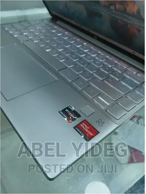 New Laptop HP Pavilion 13 16GB AMD Ryzen 7 SSD 1T