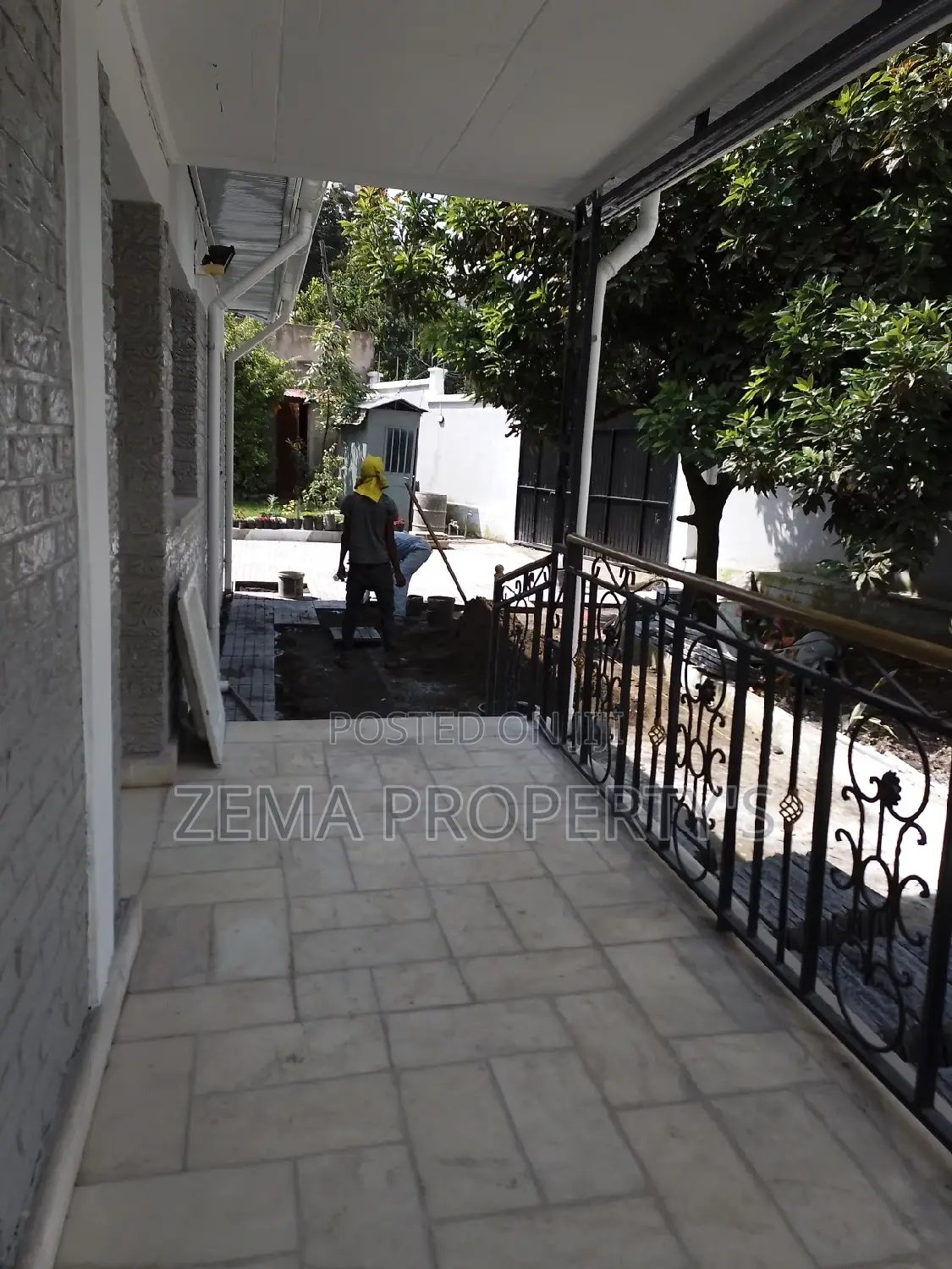 3bdrm Villa in Zema, Bole for rent