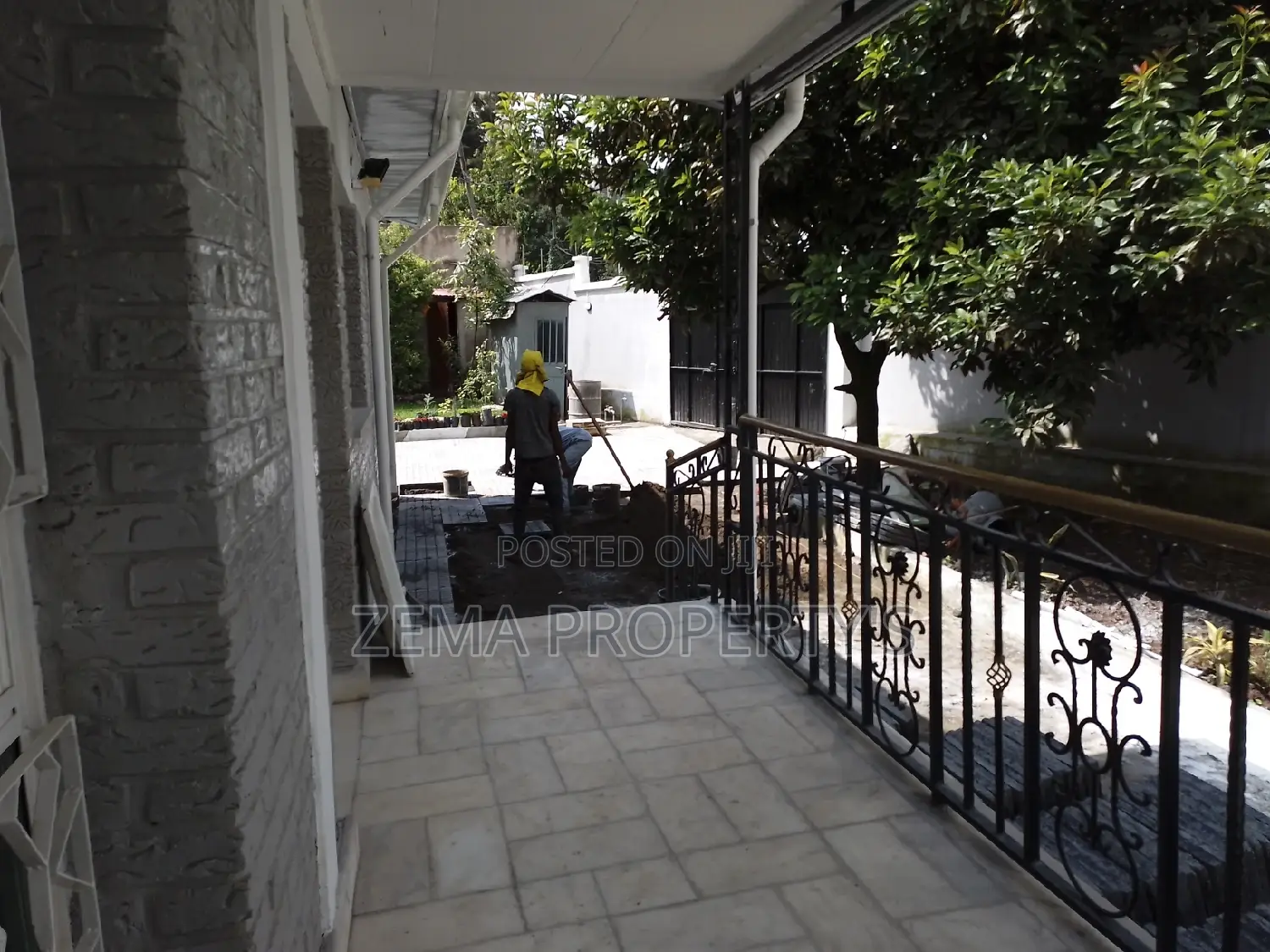 3bdrm Villa in Zema, Bole for rent