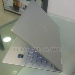 New Laptop HP Envy X360 8GB Intel Core I7 SSD 512GB