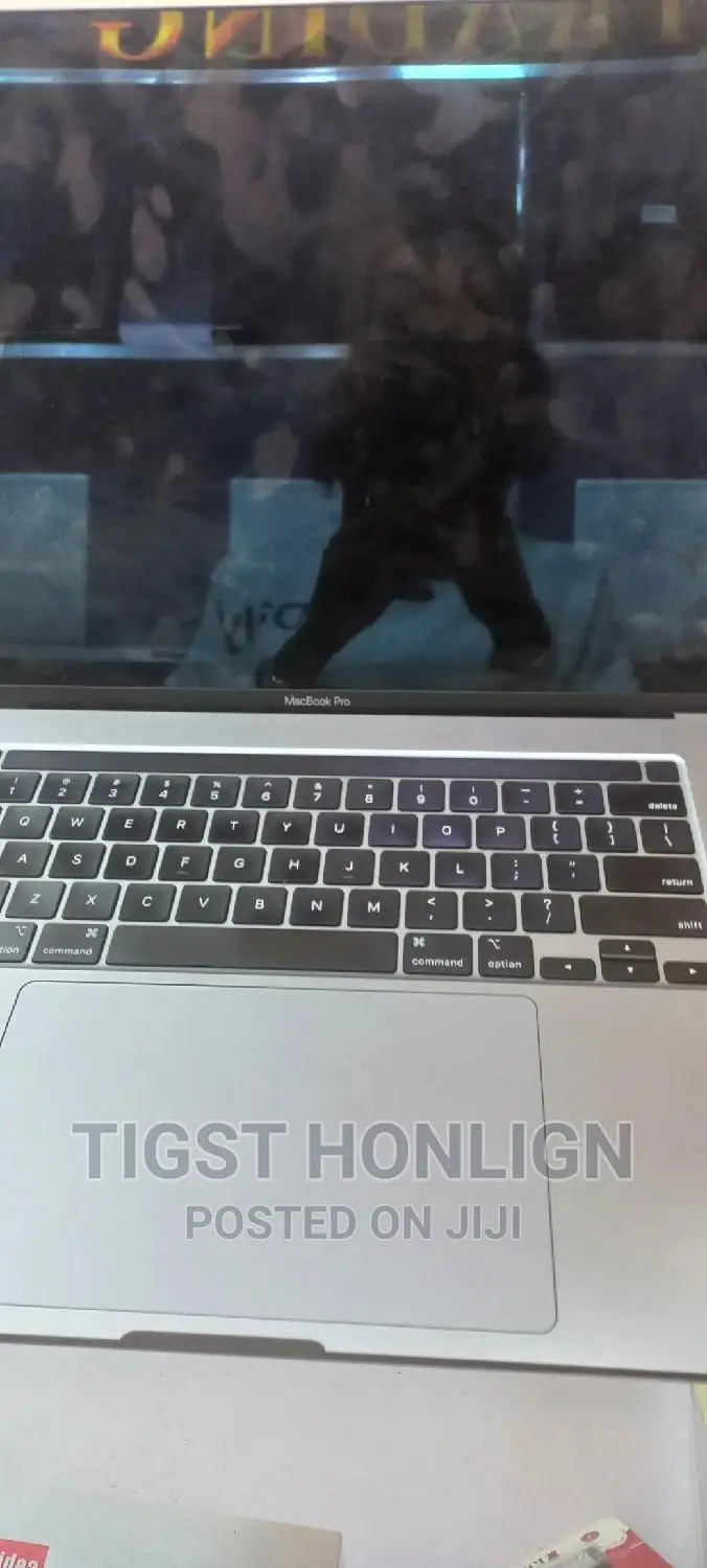 New Laptop Apple MacBook Pro 2019 32GB Intel Core I7 SSD 512GB