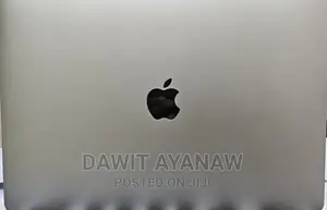 New Laptop Apple MacBook 2018 8GB Intel Core I7 SSD 512GB