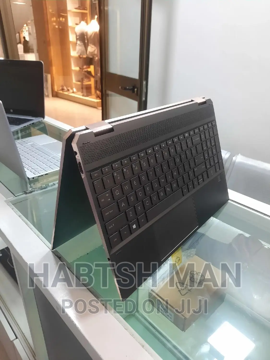 New Laptop HP Spectre X360 16GB Intel Core I7 SSD 512GB