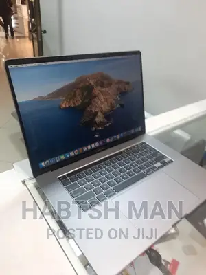 New Laptop Apple MacBook Pro 2019 16GB Intel Core I7 SSD 512GB