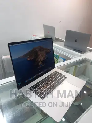 New Laptop Apple MacBook Pro 2019 32GB Intel Core I9 SSD 1T