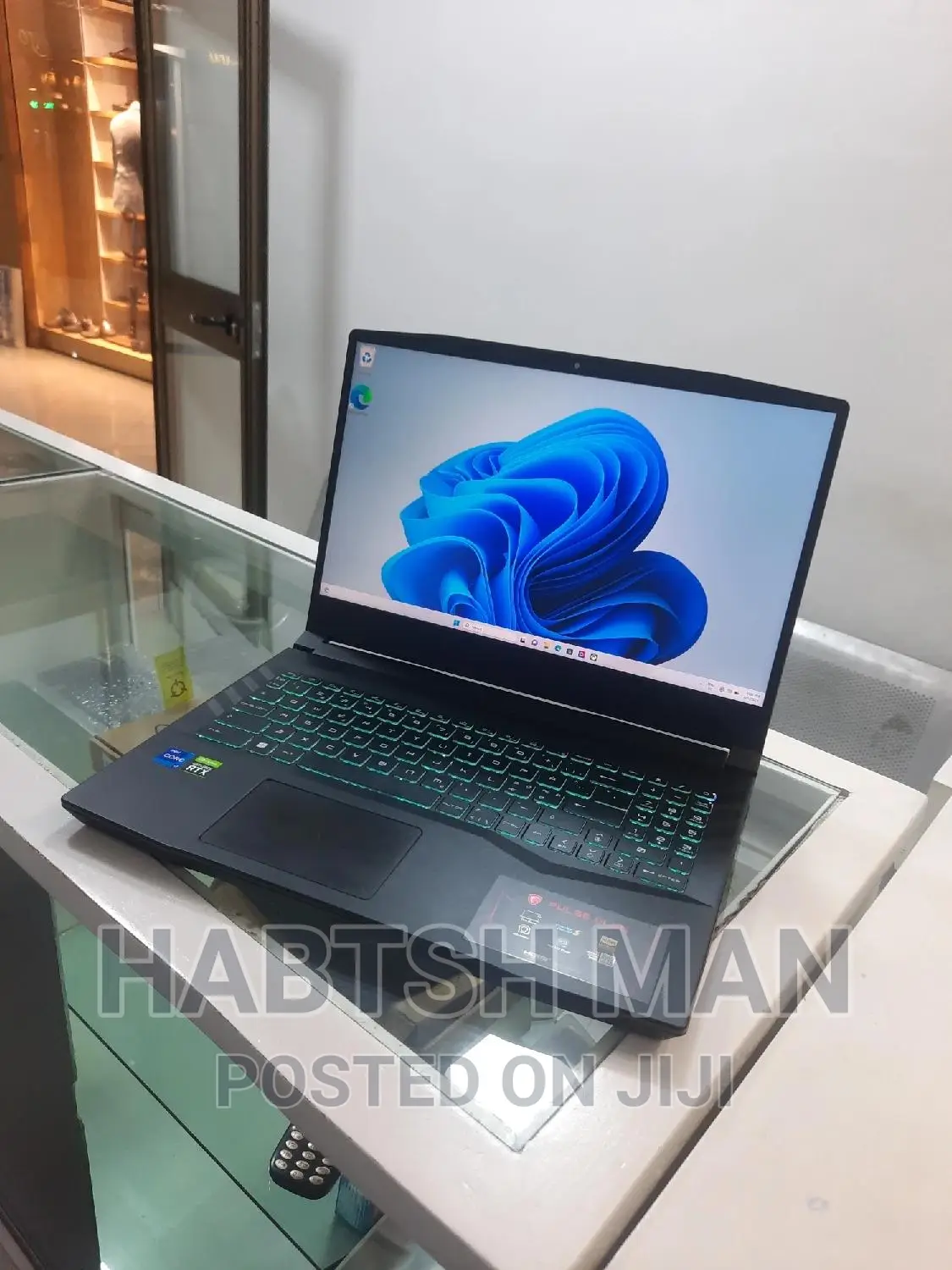 New Laptop MSI Pulse GL66 16GB Intel Core I7 SSD 1T