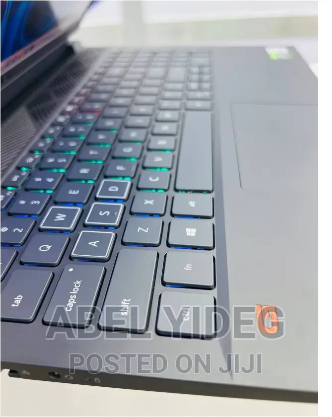 New Laptop Dell 16GB Intel Core I7 SSD 512GB