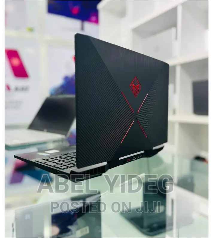 New Laptop HP 16GB Intel Core I7 HDD 1T