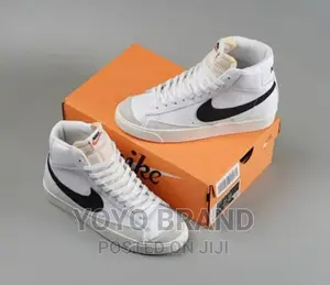 Nike Blazer