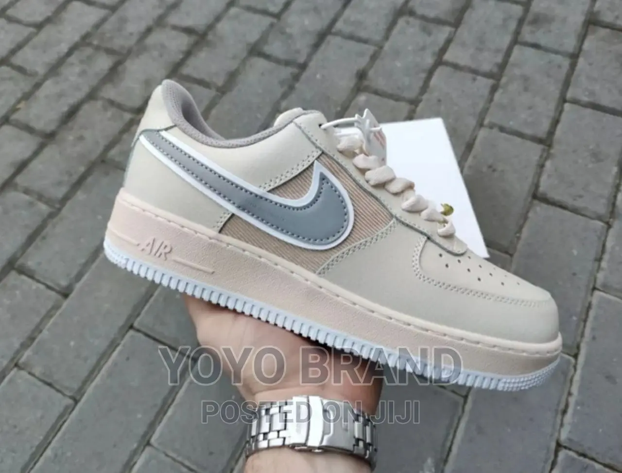 Nike Air Force 1