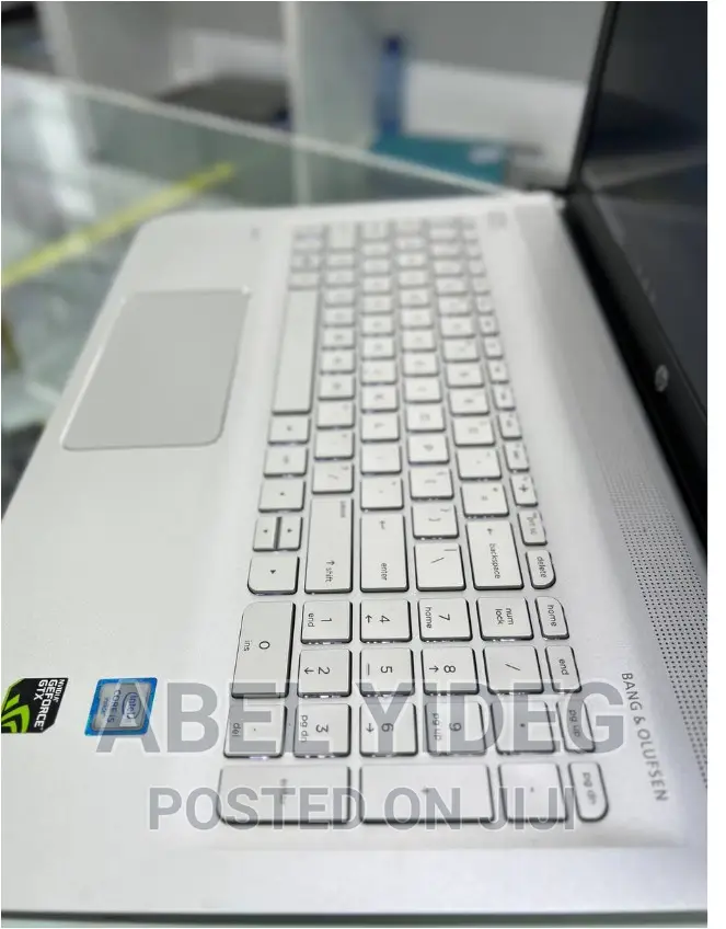 New Laptop HP Envy 15 8GB Intel Core I7 HDD 1T