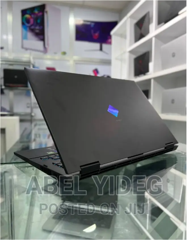 New Laptop HP Omen 17 16GB Intel Core I7 SSD 1T