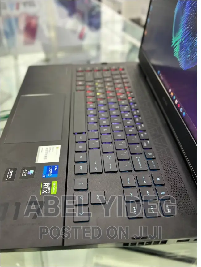 New Laptop HP Omen 17 16GB Intel Core I7 SSD 1T