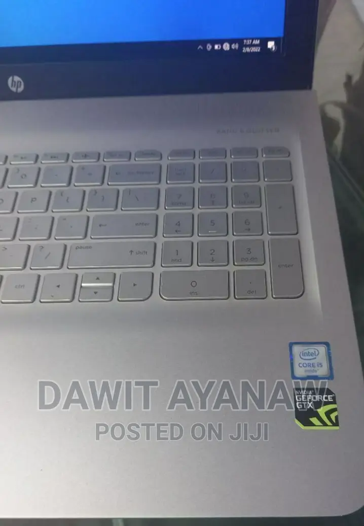 New Laptop HP Envy 15 8GB Intel Core I5 SSD 256GB