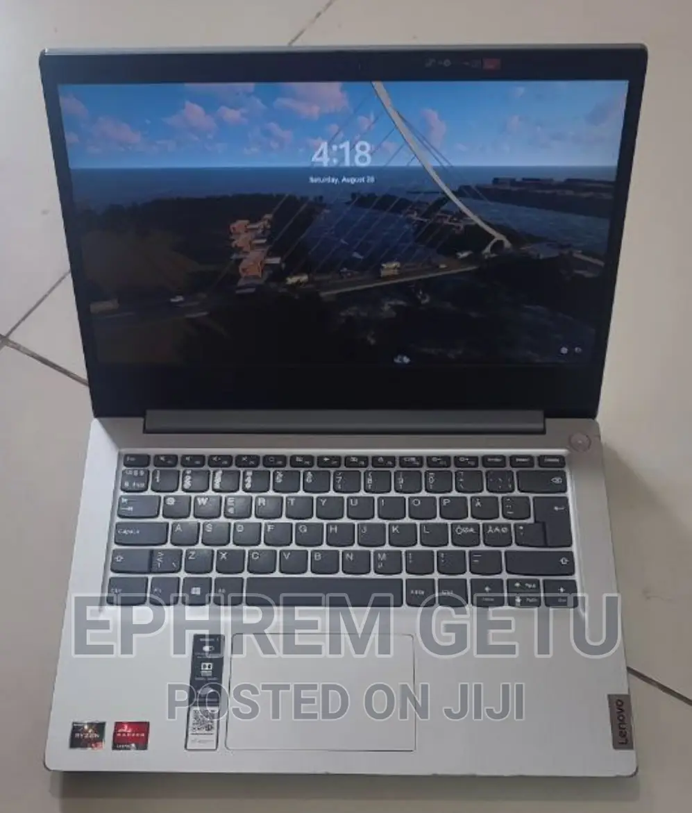 New Laptop Lenovo Ideapad 3 8GB AMD Ryzen 3 SSD 512GB