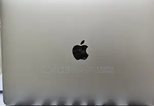 New Laptop Apple MacBook Pro 2018 8GB Intel Core I7 SSD 512GB