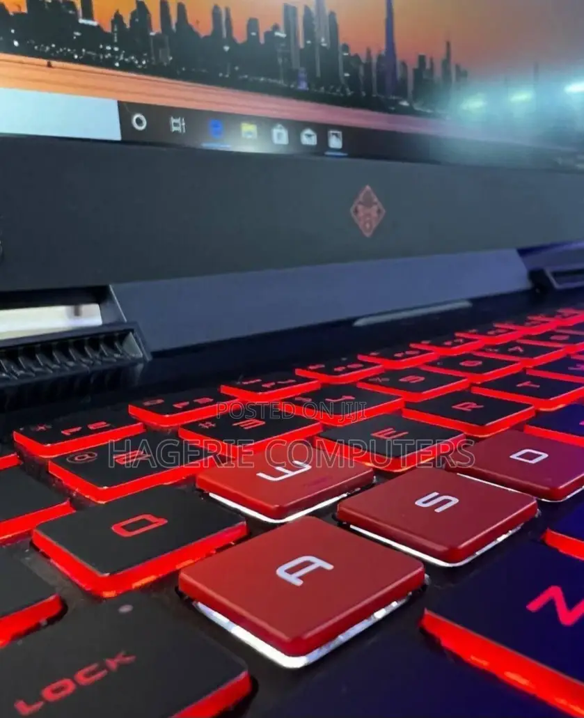 New Laptop HP Omen 15-Ce0xx 16GB Intel Core I5 SSD 512GB