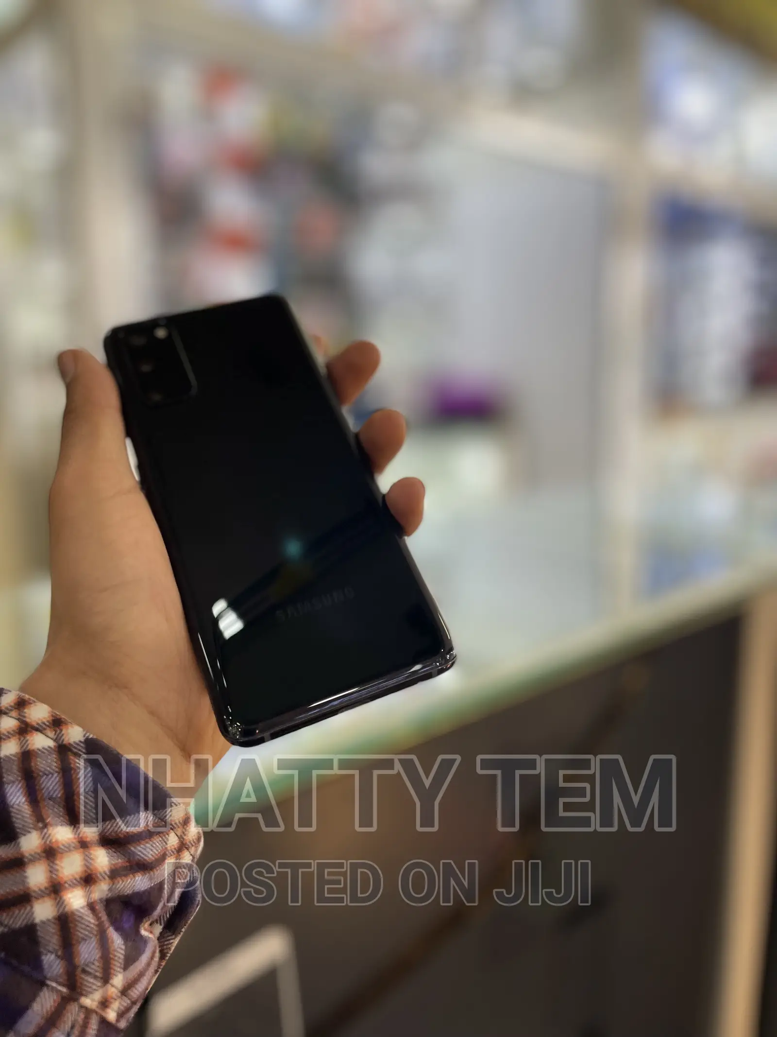 New Samsung Galaxy S20 128 GB Black