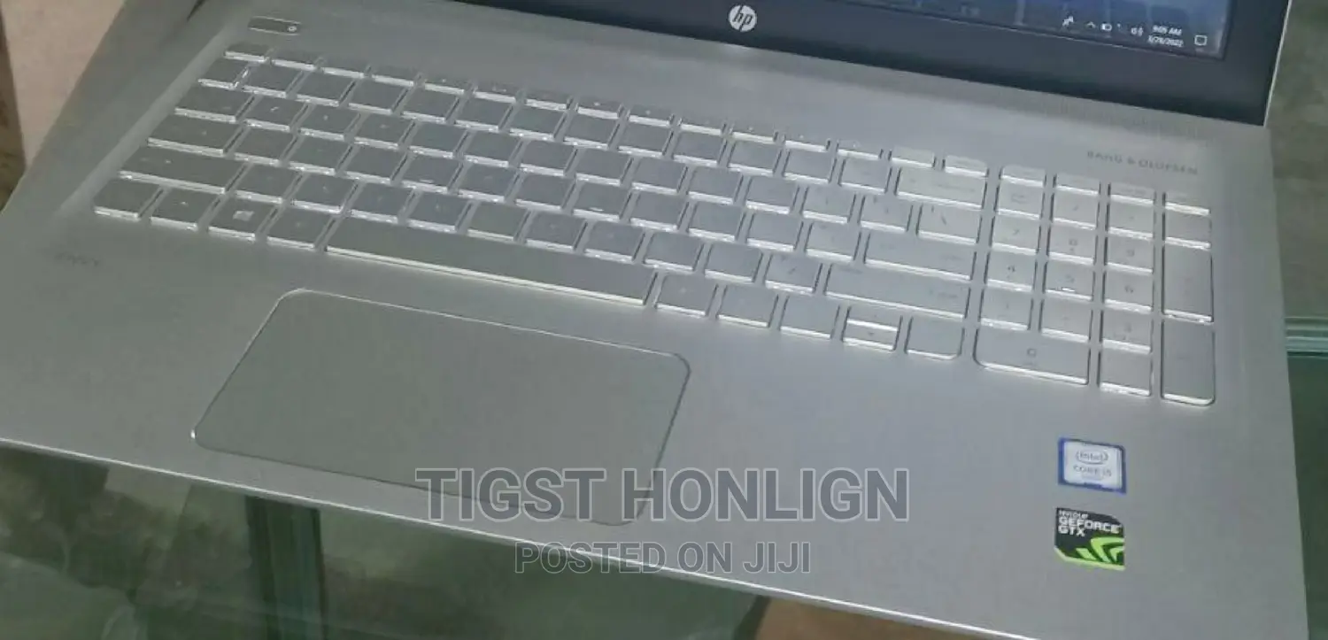 New Laptop HP 8GB Intel Core I5 SSD 256GB