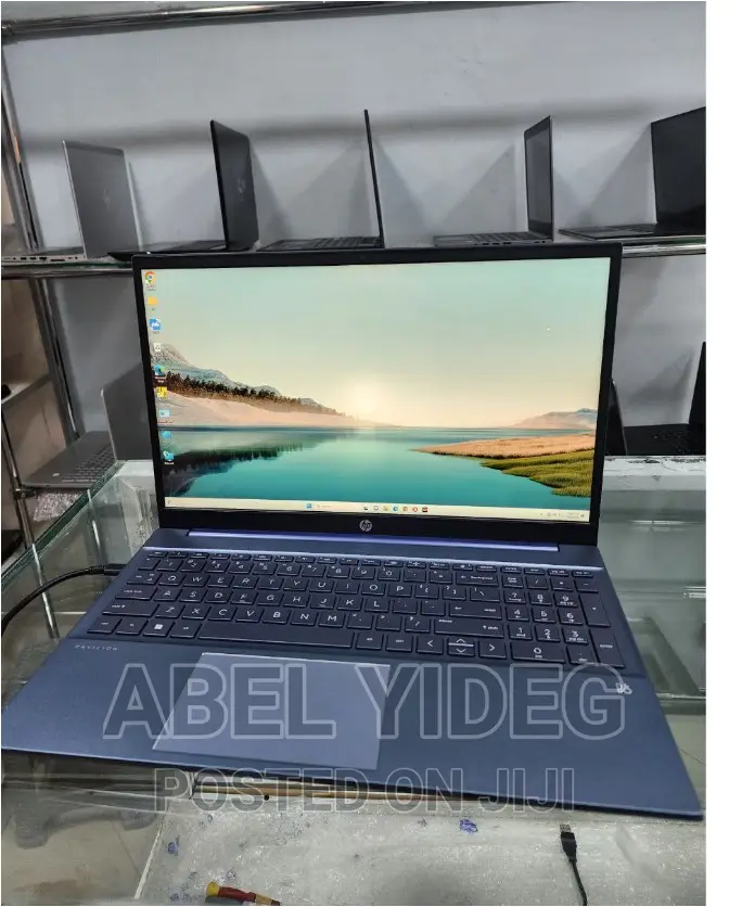 New Laptop HP Pavilion 15 8GB Intel Core I7 SSD 512GB
