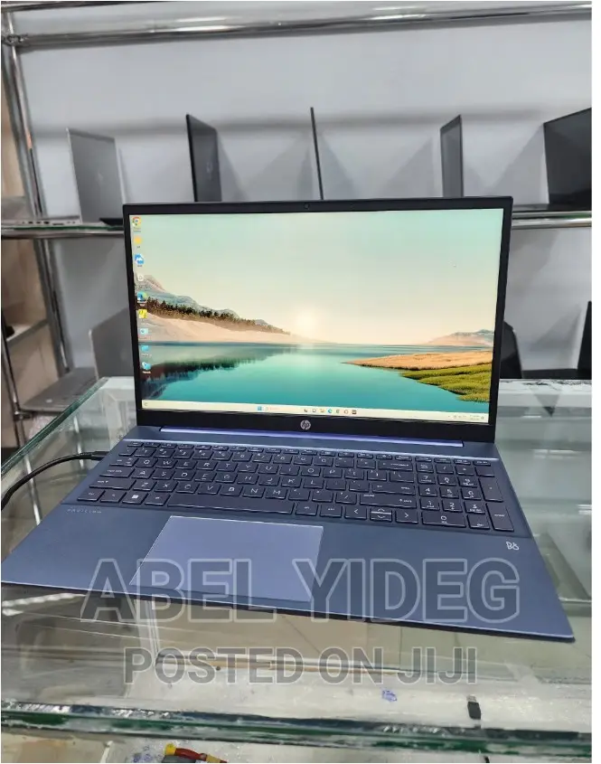 New Laptop HP Pavilion 15 8GB Intel Core I7 SSD 512GB