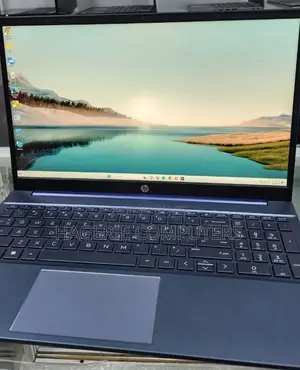 New Laptop HP Pavilion 15-Eh0050wm 8GB Intel Core I7 SSD 512GB