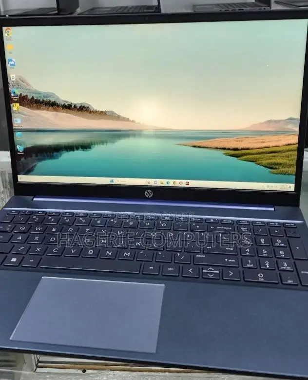 New Laptop HP Pavilion 15-Eh0050wm 8GB Intel Core I7 SSD 512GB
