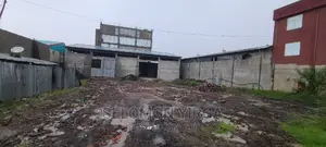 ለክራይ መጋዘን ነዉ