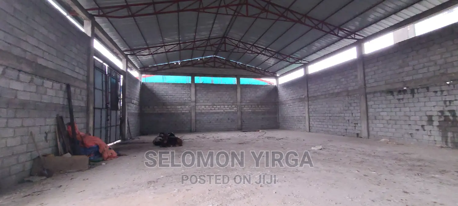 ለክራይ መጋዘን ነዉ