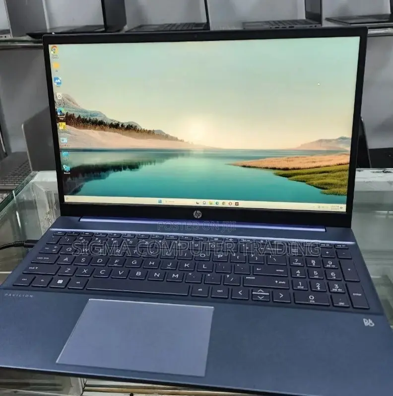 New Laptop HP Pavilion 15 8GB Intel Core I7 SSD 512GB