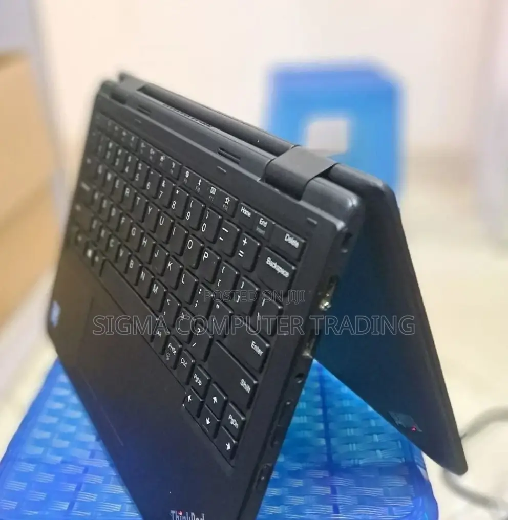 New Laptop Lenovo Chromebook N23 4GB Intel Xeon SSD 256GB