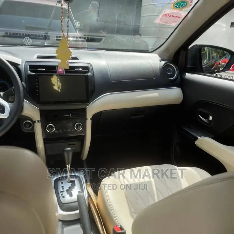 Toyota Rush 2021 Purple