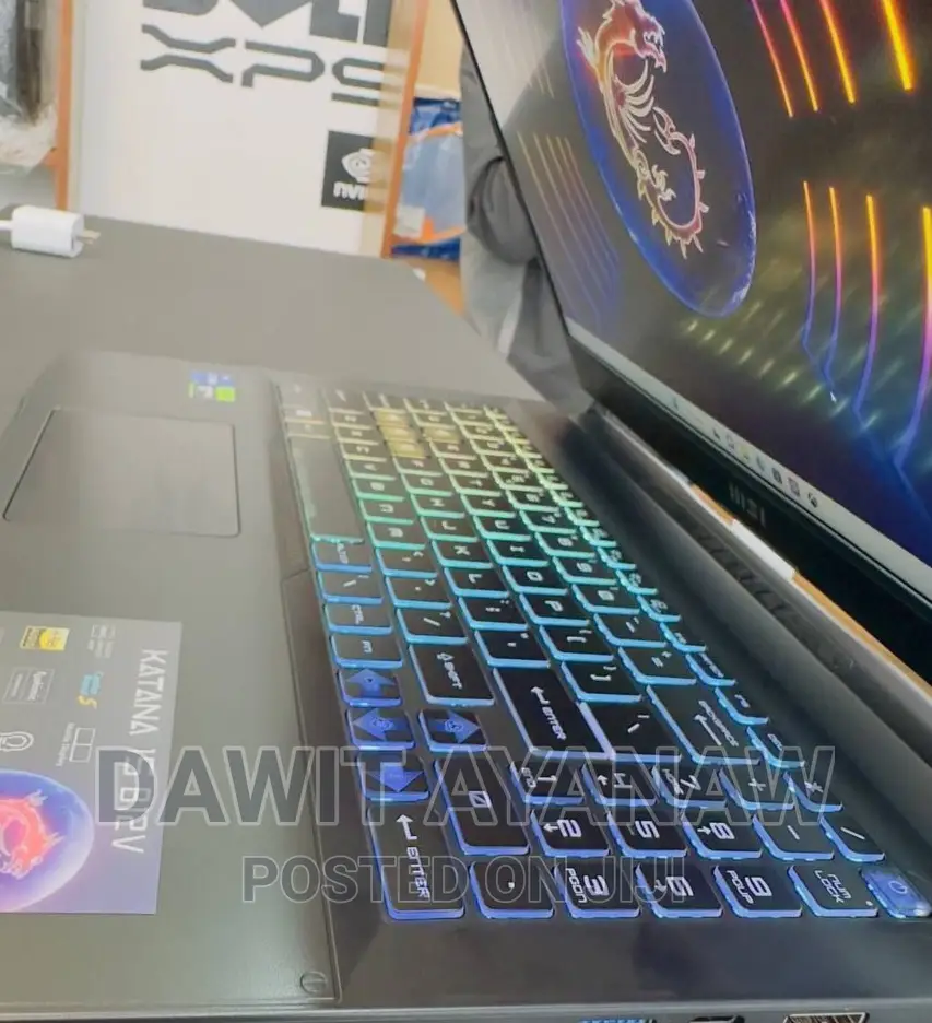 New Laptop MSI Katana GF76 16GB Intel Core I7 SSD 512GB