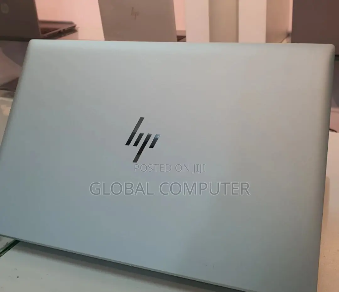 New Laptop HP EliteBook 840 G8 16GB Intel Core I5 SSD 512GB