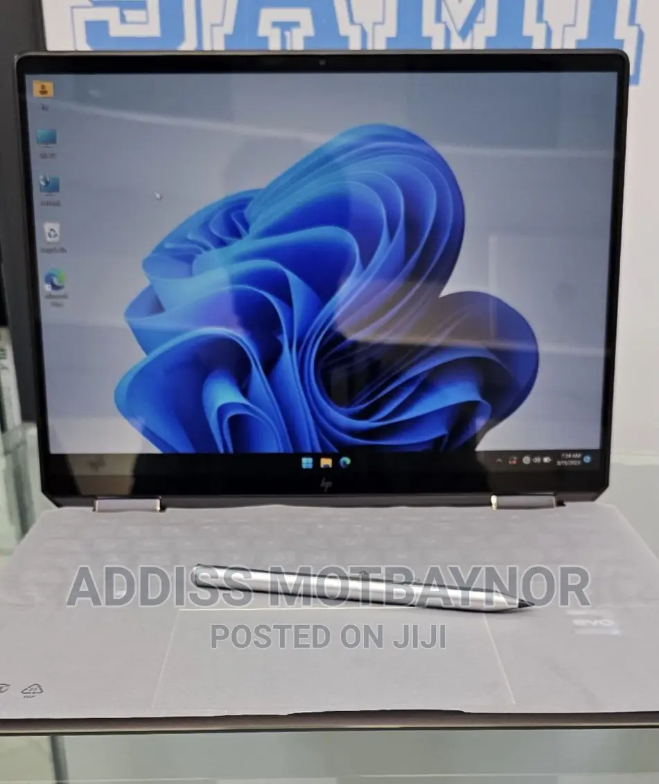 New Laptop HP Spectre 16GB Intel Core i7 SSD 1T