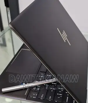 Photo - New Laptop HP Spectra 13 16GB Intel Core I7 SSD 1T