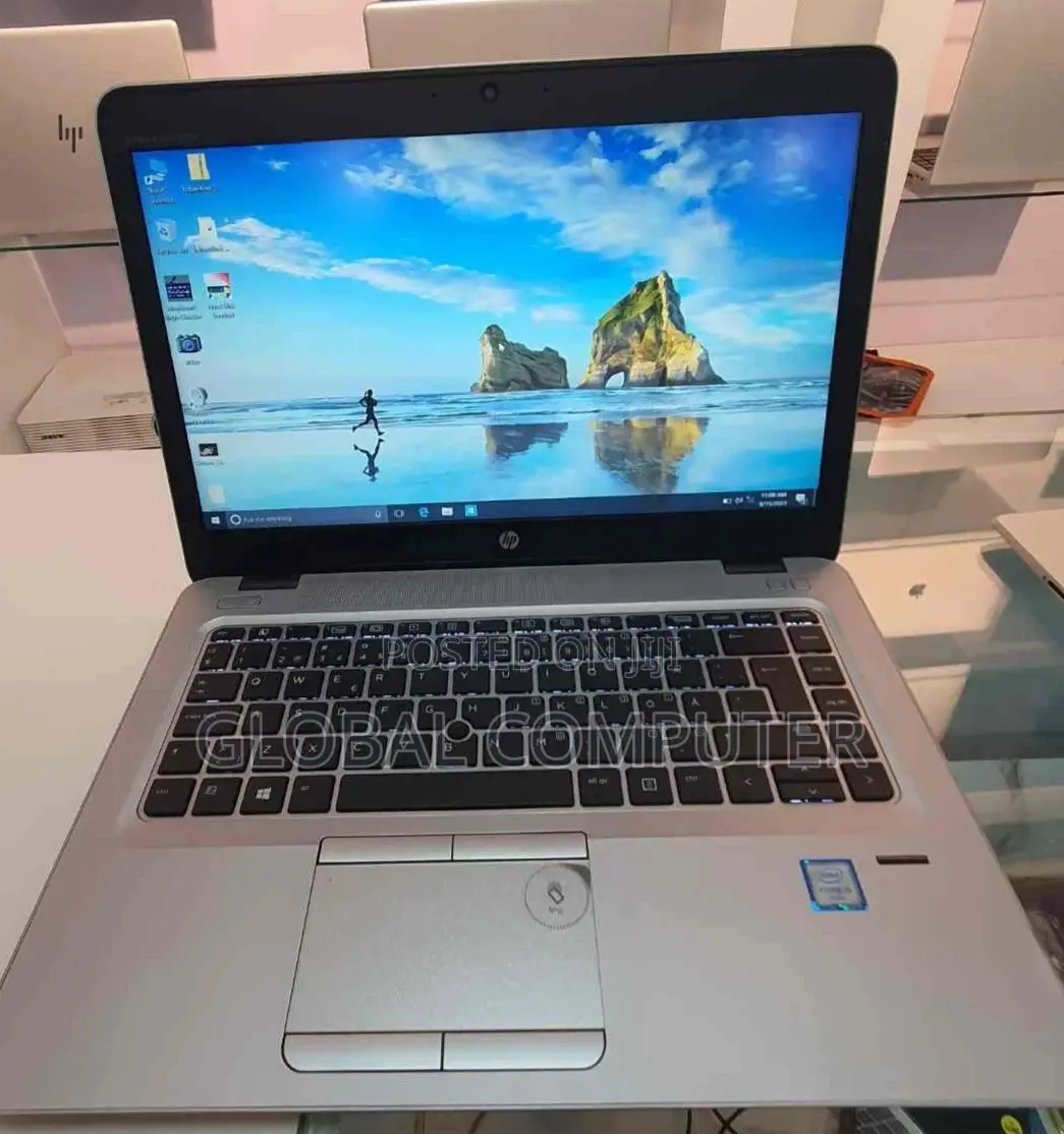 New Laptop HP 8GB Intel Core I5 SSD 256GB