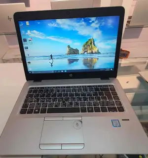 New Laptop HP 8GB Intel Core I5 SSD 256GB