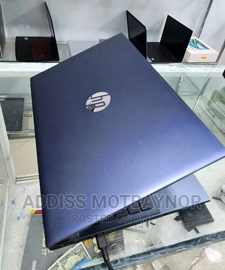 New Laptop HP Pavilion 15 8GB Intel Core I7 SSD 512GB