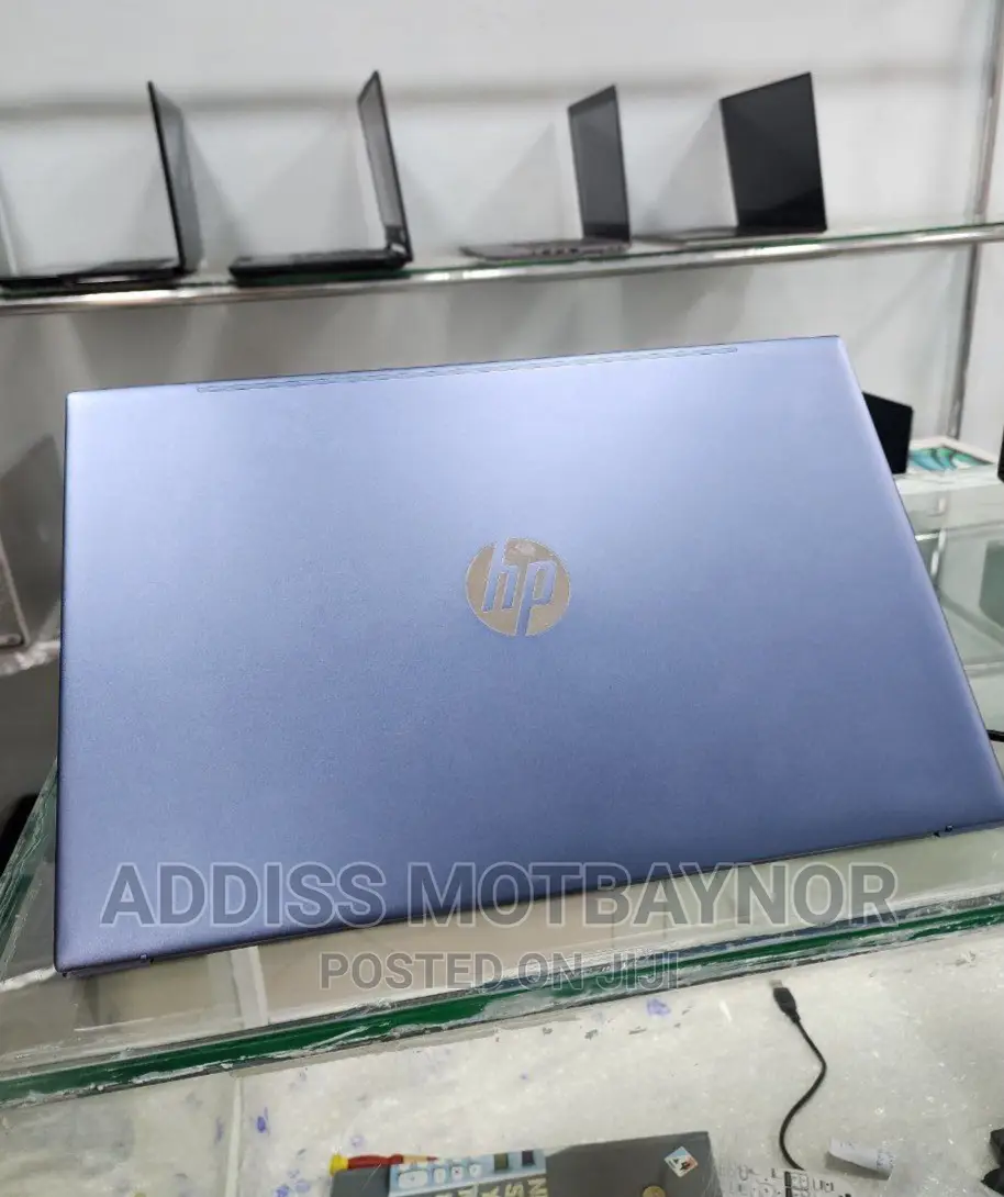 New Laptop HP Pavilion 15 8GB Intel Core I7 SSD 512GB