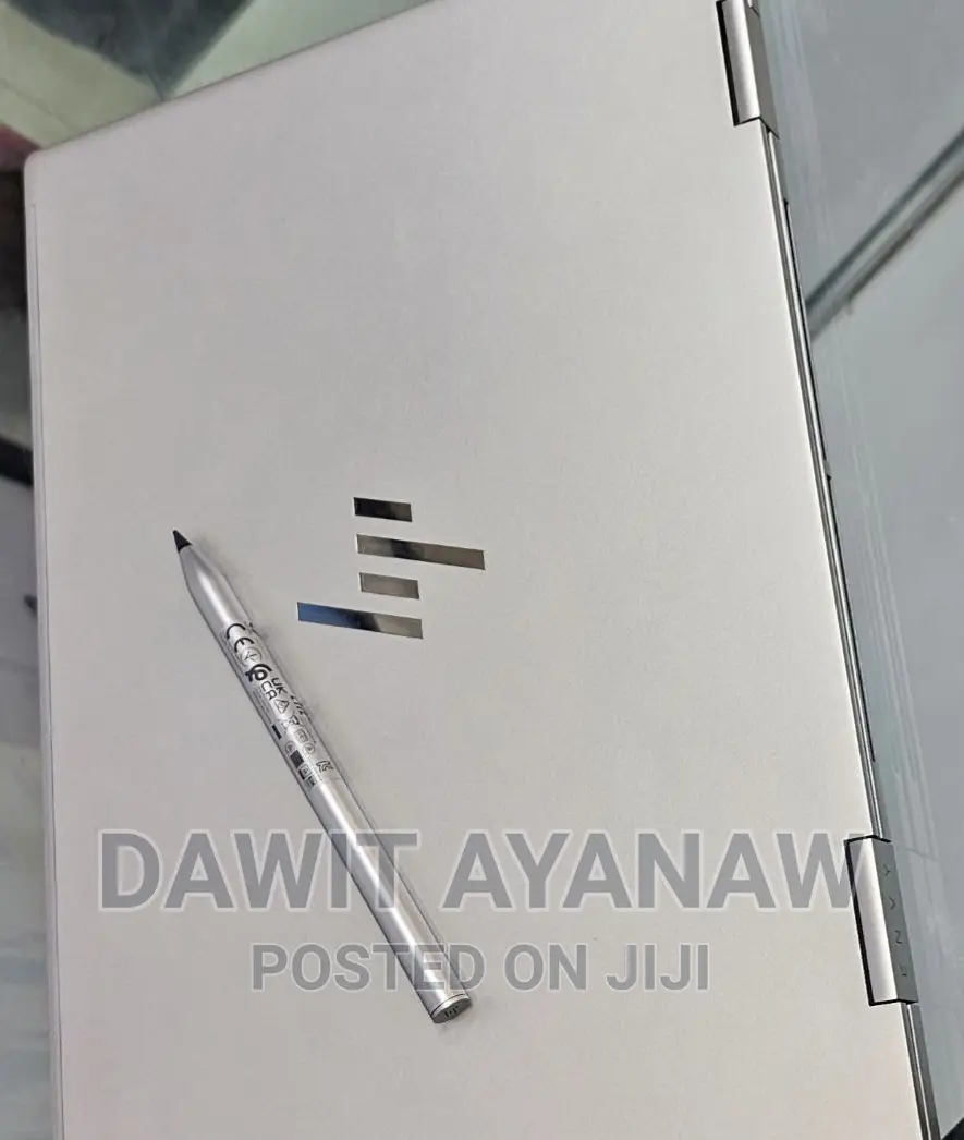 New Laptop HP Envy X360 8GB Intel Core I7 SSD 512GB