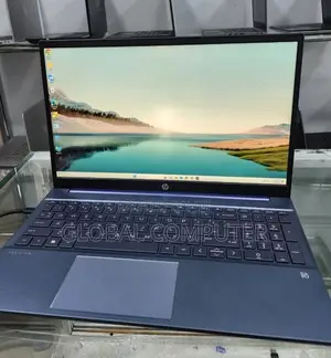 New Laptop HP Pavilion 14-Ce3064st 8GB Intel Core I7 SSD 512GB