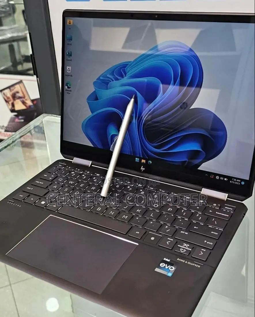 New Laptop HP Spectre 16GB Intel Core I7 SSD 1T