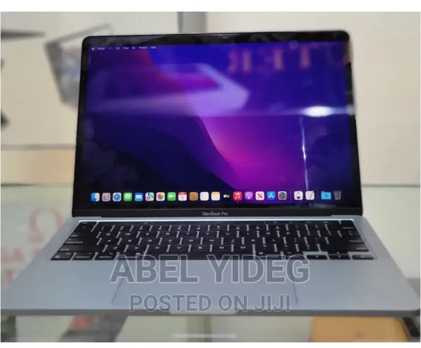New Laptop Apple MacBook Pro M1 8GB Apple M1 Pro SSD 256GB