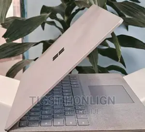 New Laptop Microsoft Surface 2 16GB Intel Core I7 SSD 512GB