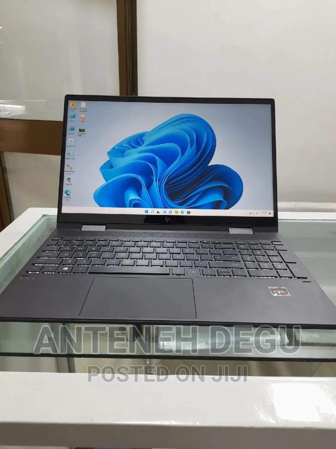 New Laptop HP Envy X360 16GB AMD Ryzen 7 SSD 512GB