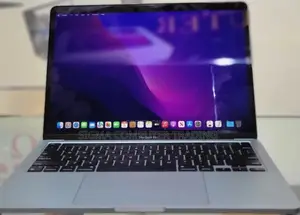 New Laptop Apple MacBook Pro M1 8GB Apple M1 Pro SSD 256GB