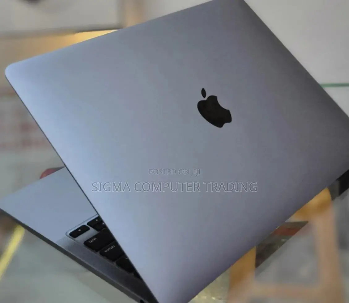New Laptop Apple MacBook Pro M1 8GB Apple M1 Pro SSD 256GB